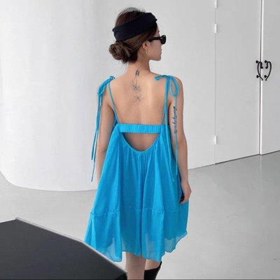 新品 韓國時尚氣質純色性感露背吊帶連身裙洋裝
