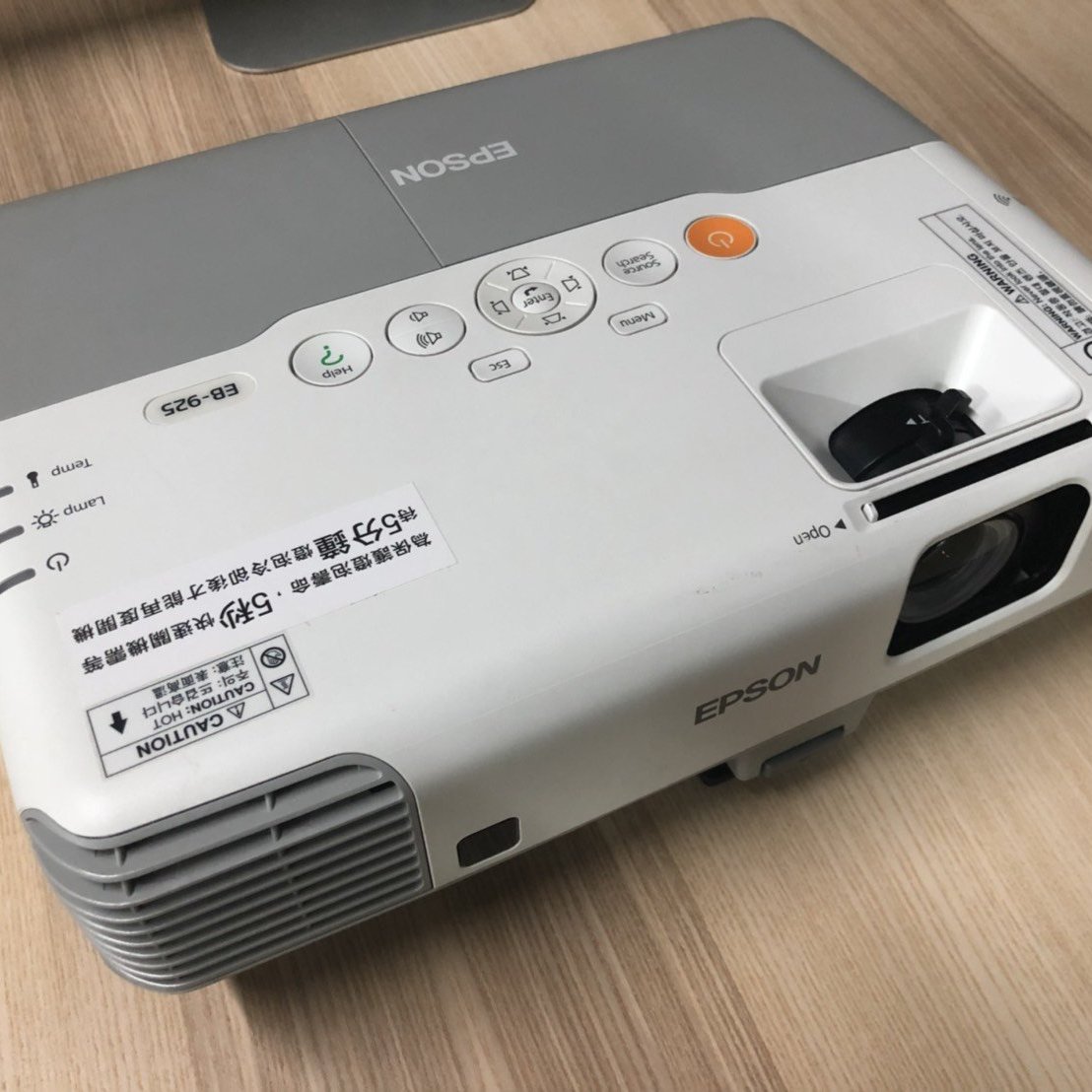 ☆極美品☆EPSON EB-1776W 使用時間18時間 portmoremissionarychurch.org