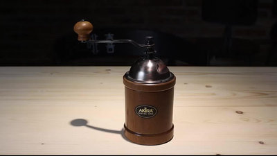 現貨 臺灣AKIRA正晃行手搖磨豆機復古手動咖啡研磨機大磨盤鑄鐵磨心A12