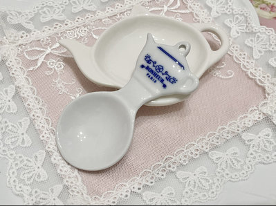 ～愛戀玫瑰園～日本-陶瓷製茶壺造型量茶匙