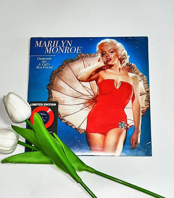 【二手】 【現貨】瑪麗蓮夢露復古紅膠鉆石是女孩最好的2060 唱片 黑膠 CD【吳山居】