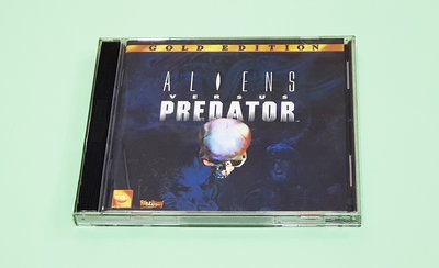 單機版 PC 異形：黃金版 Aliens Versus Predator Gold Edition 英文版電腦遊戲