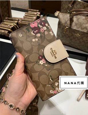 NaNa代購 COACH 3722 新款花朵印花女士手機包 拉鏈隔層手拿包 多隔層 附購證