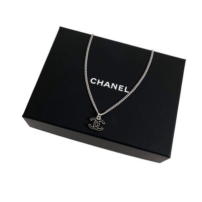 Chanel vintage香奈兒復古中性款黑色cc標誌銀色項鍊