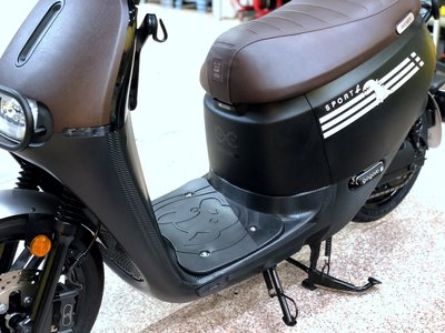 【熊獅貼膜】Gogoro S1、S2、S3、 Delight、GOGORO2、Plus、Deluxe 客製化線條設計