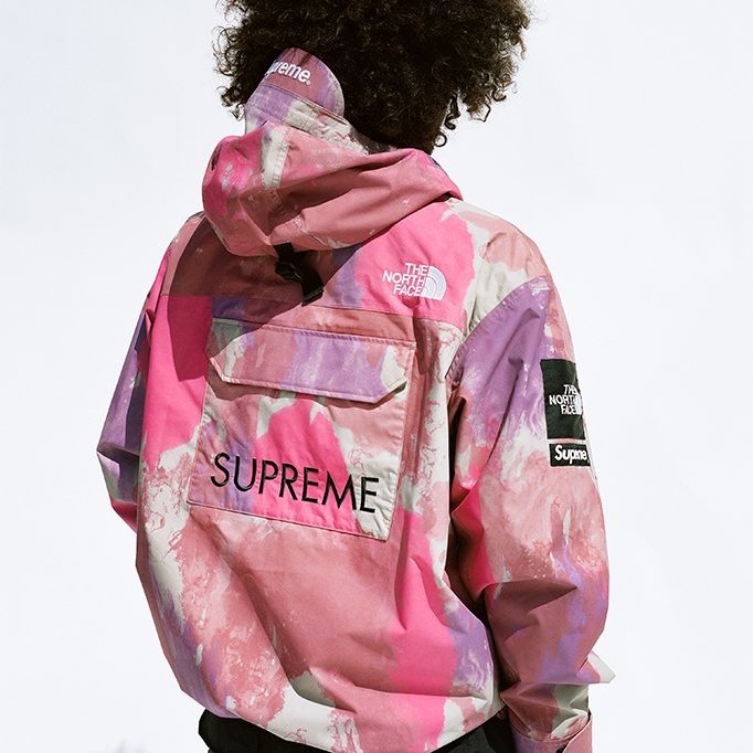 ☆LimeLight☆ Supreme x The North Face Cargo Jacket 十袋風衣外套