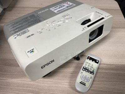 EPSON EB-825 LCD液晶投影機,含遙控器～