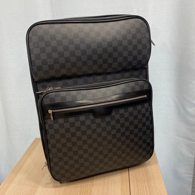 【哈極品】二手品《Louis Vuitton LV  BLACK DAMIER 黑色棋盤格 兩輪20吋登機箱/行李箱》