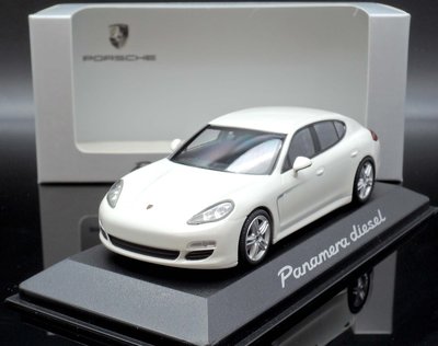 【MASH】現貨瘋狂價 原廠 Minichamps 1/43 Porsche Panamera Diesel white