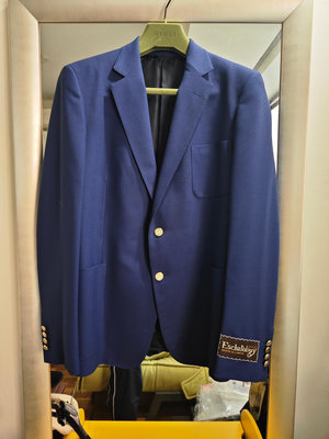 GUCCI全新真品義大利製藍色純羊毛金扣西裝外套(適L號)654910-2.2折出清(不議價商品)