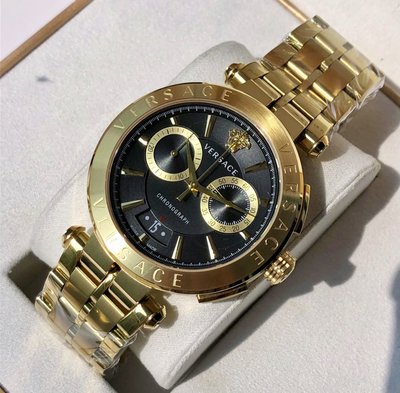 VERSACE Aion Chronograph 黑色錶盤 金色不鏽鋼錶帶 石英 雙眼計時 男士手錶 VE1D01721