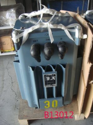 【全冠】日良 30KVA 油浸式變壓器 電筒 電桶 變電箱 AC380V三相轉AC110~AC120V (B13012)