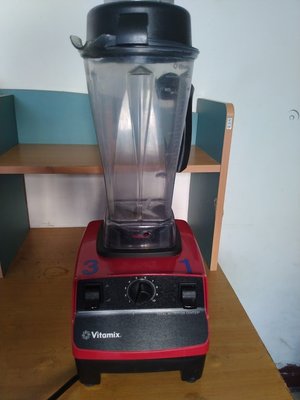 VITAMIX  Vita-mix 高速蔬果調理機 攪拌果汁機.冰沙.生機食品調理機 果菜機 200道全營養食譜