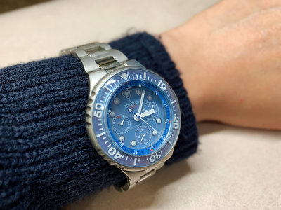 SEIKO 精工錶 經典潛水錶 V14J-0B10灰藍面