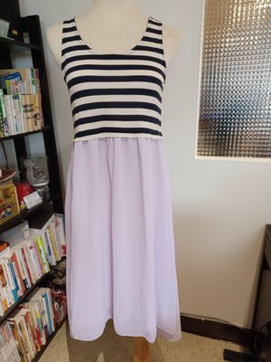 LOWRYS FARM ♥日本品牌♥ 藍白條紋 拼接紫色雪紡 前短後長設計 無袖洋裝
