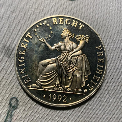 【二手】 1992年 歐洲 紀念章 埃居直徑38毫米，有局部氧化和手印2501 外國錢幣 硬幣 錢幣【奇摩收藏】