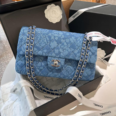【二手】折疊禮盒包裝 Chanel 香奈兒 新款丹寧 CF包 超火爆時尚單