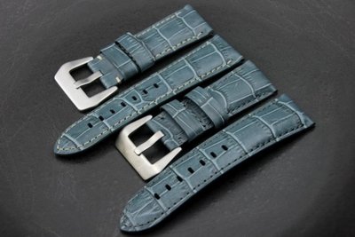 24mm收22mm加厚版沛納海的新衣灰色高質感可替代panerai....原廠錶帶之鱷魚皮紋真牛皮錶帶
