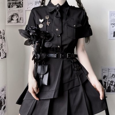 食色性也甜酷暗黑風工裝lolita連衣裙女中性軍風短袖op洛麗塔帥氣套裝夏季
