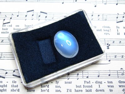 藍暈月光石 大顆蛋面 大片光暈 天然寶石 18.2克拉【Texture &amp; Nobleness 低調與奢華】