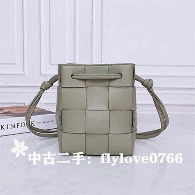 中古二手BOTTEGA VENETA BV CASSETTE 新款洞石綠大格編織水桶包/肩背包/斜跨包 680218