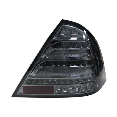 適用于00-06款賓士C級尾燈總成W203改裝LED行車燈流水轉向燈熏黑