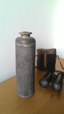 老件法國鐵罐S.I.F. DEPOSE(小瑕) 售1680元。
