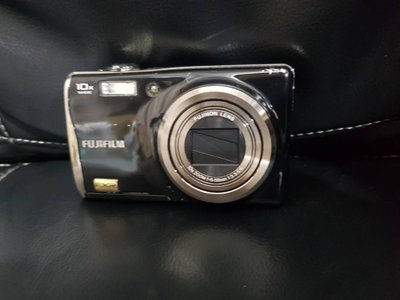 愛寶買賣 二手保7日 Fujifilm F80EXR CCD 相機+電池充電器 營F50FD F40FD
