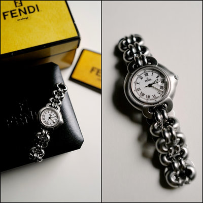 一元起標無底價 保證真品 原價三十多萬日幣 保證真品 Fendi 近新附盒 精緻鍊帶設計手錶 腕錶