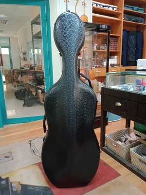 [台灣博聲提琴弦樂] 羽毛纖維 玻璃纖維 大提琴盒 硬盒 黑色現代感馬賽克紋