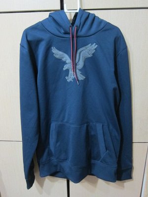 衣市藍~American Eagle Outfitter 內刷毛連帽長袖T恤 (M~全新吊牌~)(221018)