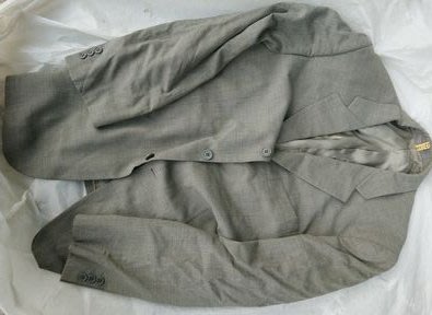 【Jun19f】《Cerutti 1881 淡草綠色很輕的男生休閒西裝外套》材質：可能是羊毛│內裡：化纖布│無破損 需自