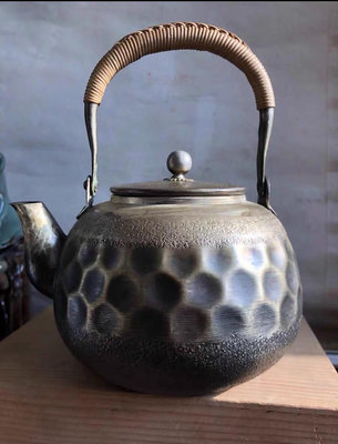 （二手）——日本早期錘打熏銀老銅壺  水注 古玩 擺件 老物件【萬寶閣】1795