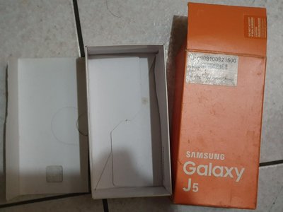 三星sasun Galaxy J5 手機空盒