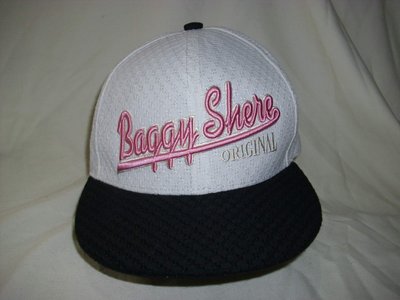 潮流帽子   收藏家嘻哈帽 美式黑白雙色英文字母Baggy Shere精美刺繡造型高頂帽 航字櫃6