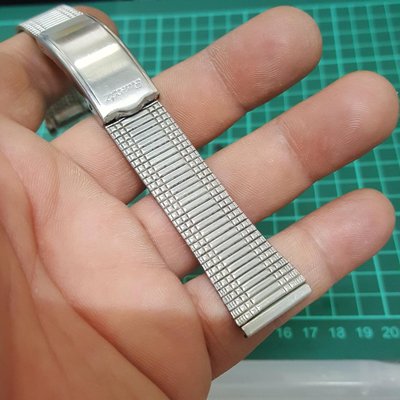 早期 18mm 不鏽鋼 錶帶 隨便賣 另有 石英錶 機械錶 老錶 潛水錶 水鬼錶 非 EAT OMEGA ROLEX IWC RADO B06