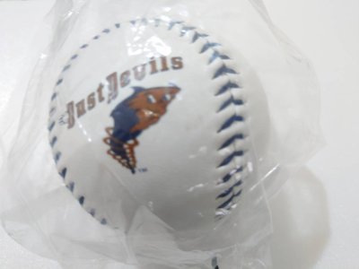教士隊短期1A TRI-CITY DUST DEVILS三城沙塵爆LOGO紀念球一顆~250元起標