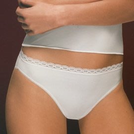 【西班牙PRINCESA】(4824) 流行時尚女仕中低腰超柔纖維細條紋三角褲 (M)
