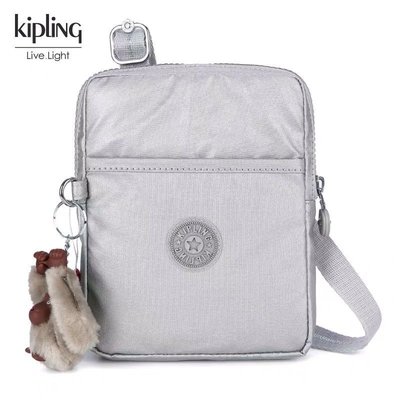 【熱賣精選】 Kipling 猴子包 金屬銀 K12582 mini 手機包 隨身包 斜背包 護照 旅行 輕便 輕量