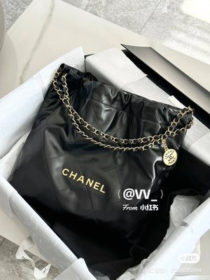 Chanel 22bag 中號 $1xxxxx 黑底金字 在台現貨