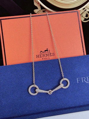 雯雯代購版Hermes愛馬仕 Chaine d'Ancre系列Kelly豬鼻子File dor絲巾扣項鏈 V金電鍍18