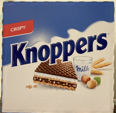 【佩佩的店】 COSTCO 好市多 Knoppers 可可牛奶威化餅 25公克 X 24入 奶素 產地:德國 新莊可自取