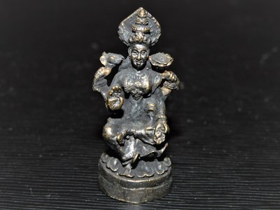 【雅之賞|佛教|藏傳文物】特賣*早期尼泊爾 銅製 隨身小佛像~990356