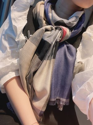 【熱賣精選】2023BUR 柔軟舒適時尚圍巾 披肩 90200cm明星大牌同款