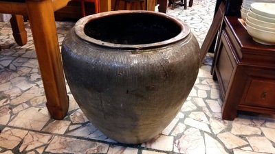 §【beauty //古董/文物 】§  台灣陶瓷器...古早時代...大水缸