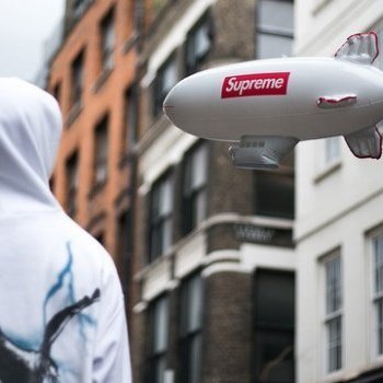 QUEST】現貨SUPREME INFLATABLE BLIMP 充氣氣球飛機裝飾品飛船BOX LOGO