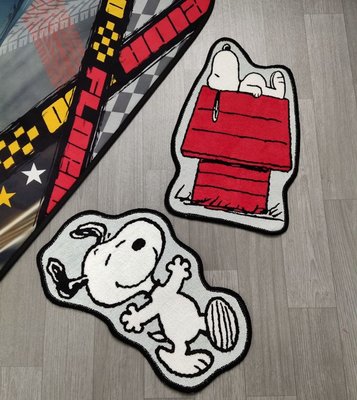 日單Snoopy史努比造型墊地墊腳踏墊