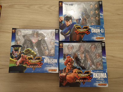 Storm Toys 1/12 街頭霸王 Street Fighter 豪鬼+經典版春麗+黑化版貝加將軍（經典版)