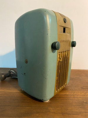 美國西屋手提式真空管古董收音機