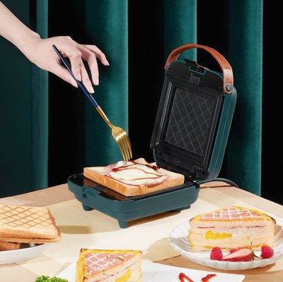 【送三個烤盤~110V家用三明治機~免運】早餐吐司麵包機 點心機 鬆餅機  麵包機 三明治機 烤吐司機 多士爐烤麵包機